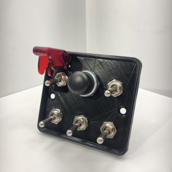 Scheda di avviamento 6 interruttori 25 ampere 12 volt Discount Autosport 3D Printed - immagine 6