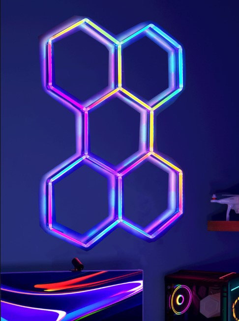 Sechseckige LED-Leuchte Waben-Deckenleuchte mehrfarbig RGB 2.5m x 2.4m 65W 230V  Detailing Garage Barber - Discount AutoSport