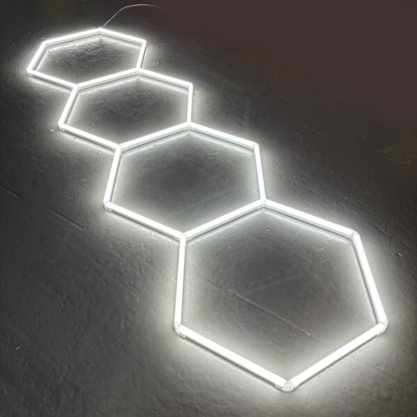 Luce led esagonale 4 nido d'ape plafoniera garage 230V 3.2M X 1M 130W 6500K detailing - immagine 4