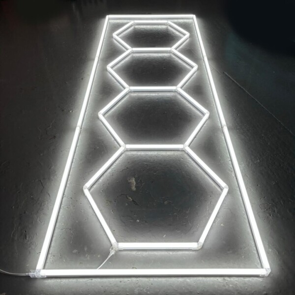 Sechseckige LED-Leuchte Waben-Deckenleuchte 3.6M x 1.2M LED 230W 6500k Detailing Garage Barber