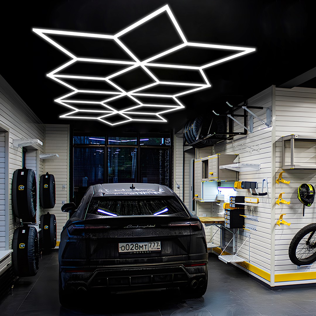 Lampe 16 triangles hexagones nid d'abeille garage 5.5m x 2.8m Led blanc  360W 6500k 230V detailing - Discount AutoSport