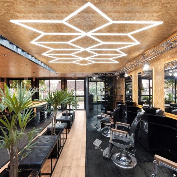 lámpara led hexagonal Panal de abejas 16 triángulos 5.5m x 2.8m 360W 6500k 230V Detailing Garage Barber - Imagen 5