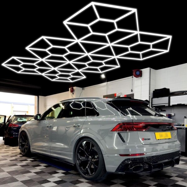 Sechseckige LED-Leuchte Waben-Deckenleuchte 16 Dreiecke 5.5m x 2.8m Led  blanc 360W 6500k 230V Detailing Garage Barber - Discount AutoSport