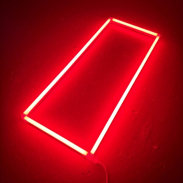 Plafoniera LED rettangolare 2,4M x 1,2M 100W rosso dettaglio garage barbiere palestra - immagine 2