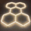 Plafoniera LED 5 esagoni a nido d'ape 2,4m x 1,7m 150W Giallo caldo 3000K 230V Detailing Garage barbiere Palestra - immagine 3