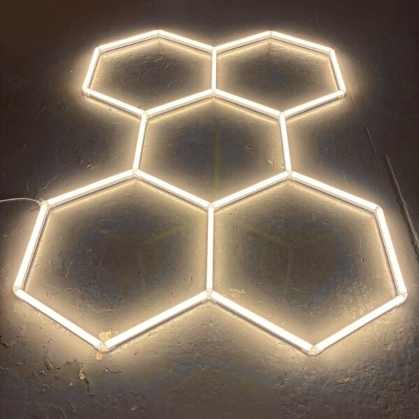 Plafoniera LED 5 esagoni a nido d'ape 2,4m x 1,7m 150W Giallo caldo 3000K 230V Detailing Garage barbiere Palestra - immagine 3