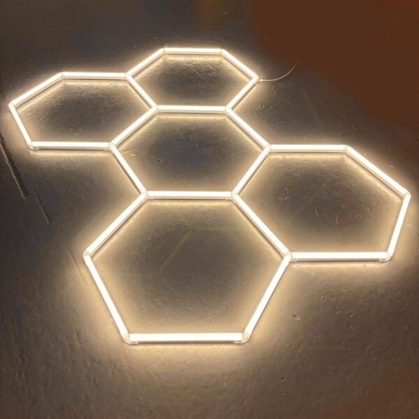 Plafoniera LED 5 esagoni a nido d'ape 2,4m x 1,7m 150W Giallo caldo 3000K 230V Detailing Garage barbiere Palestra