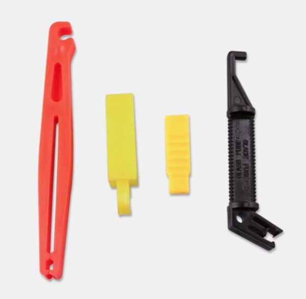 Outil Dépanneur Voiture 2 Extracteurs Fusible Auto - Pince Extraction Fusibles Voiture Moto Camion Extracteur Fusible En Solde